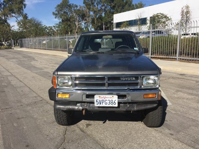 JT4RN62S8H0183945 - 1987 TOYOTA 4RUNNER RN GRAY photo 2