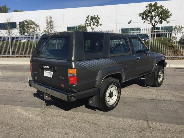 JT4RN62S8H0183945 - 1987 TOYOTA 4RUNNER RN GRAY photo 4