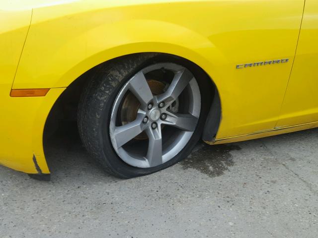 2G1FB1E32C9132564 - 2012 CHEVROLET CAMARO LT YELLOW photo 9