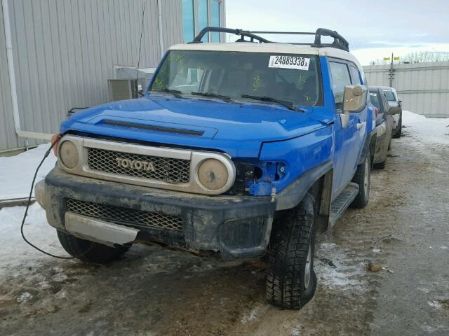 JTEBU11F39K067095 - 2009 TOYOTA FJ CRUISER BLUE photo 2