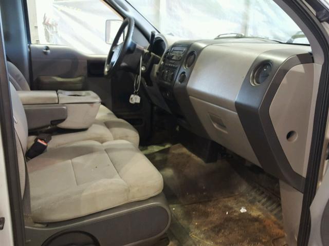 1FTRF12W25NB88060 - 2005 FORD F150 WHITE photo 5