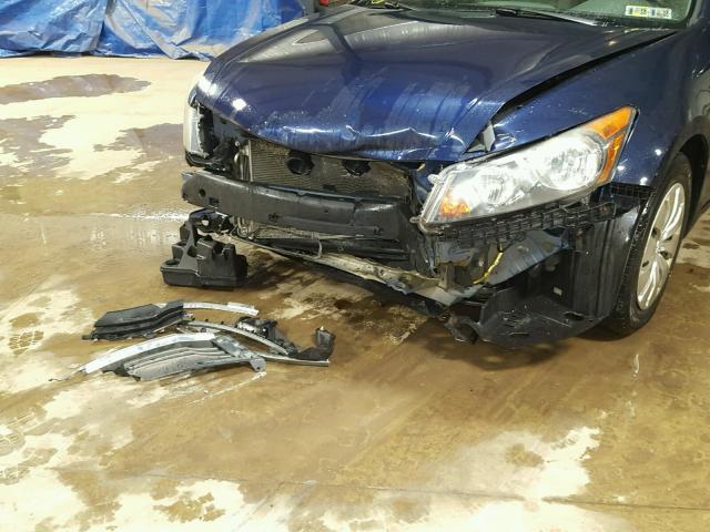 1HGCP263X9A148817 - 2009 HONDA ACCORD LX BLUE photo 9