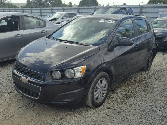 1G1JC6SH9G4154428 - 2016 CHEVROLET SONIC LT BLACK photo 2