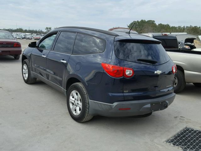 1GNKRFED1CJ150346 - 2012 CHEVROLET TRAVERSE L BLUE photo 3