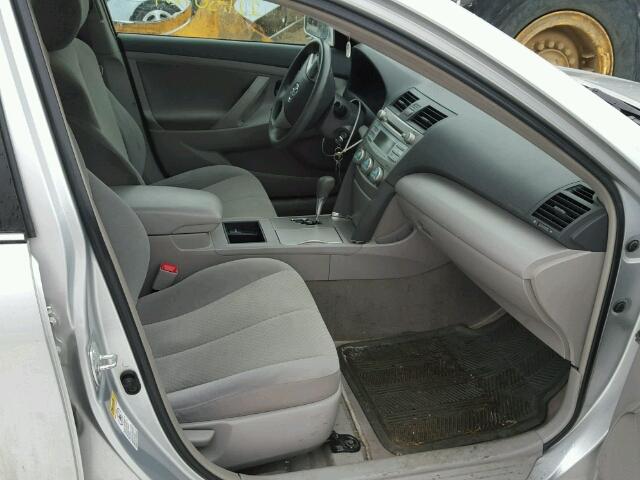 4T1BK46K07U030388 - 2007 TOYOTA CAMRY NEW SILVER photo 5