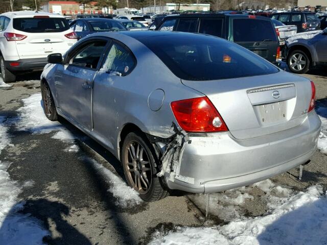 JTKDE177450039962 - 2005 SCION TC SILVER photo 3