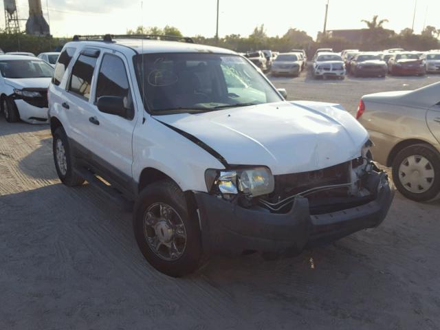 1FMYU03163KA69209 - 2003 FORD ESCAPE XLT WHITE photo 1