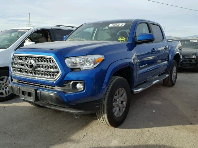 5TFCZ5AN0HX067484 - 2017 TOYOTA TACOMA DOU BLUE photo 2