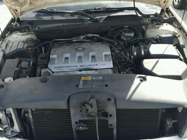 1G6KD54Y8YU340076 - 2000 CADILLAC DEVILLE CREAM photo 7