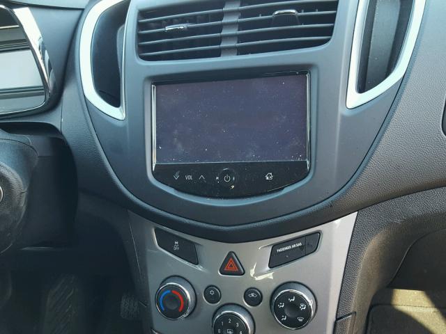 3GNCJLSB8FL230415 - 2015 CHEVROLET TRAX 1LT SILVER photo 9