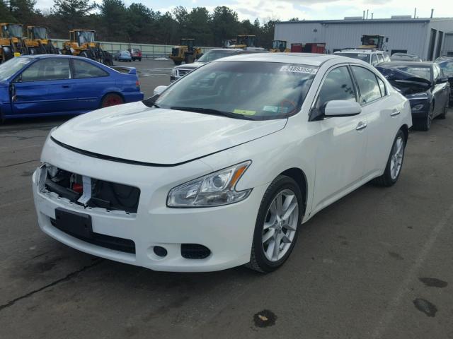 1N4AA5AP0DC814928 - 2013 NISSAN MAXIMA S WHITE photo 2