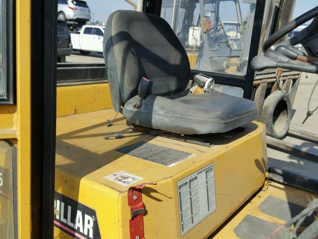 T20C60948 - 2001 CATERPILLAR FORKLIFT YELLOW photo 6