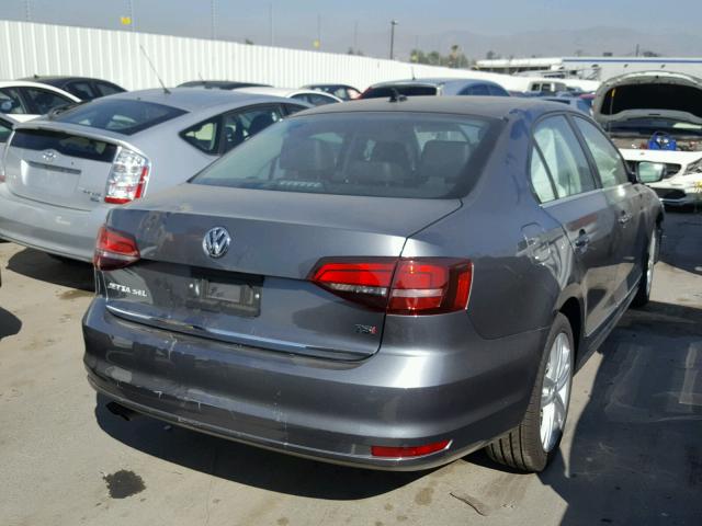 3VWL17AJ8HM401621 - 2017 VOLKSWAGEN JETTA SEL CHARCOAL photo 4