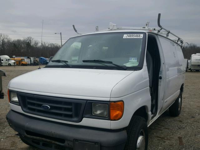 1FTNE24W95HB25542 - 2005 FORD ECONOLINE WHITE photo 2