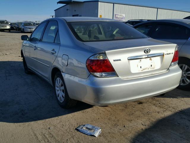 4T1BE32K35U087379 - 2005 TOYOTA CAMRY LE GRAY photo 3