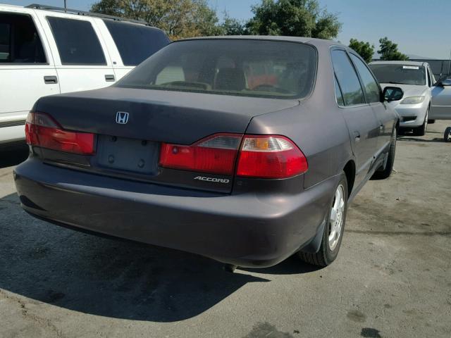 1HGCG6679WA125888 - 1998 HONDA ACCORD EX PURPLE photo 4