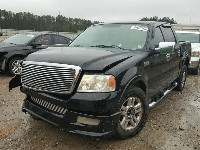 1FTPW12524KB13504 - 2004 FORD F150 SUPER BLACK photo 2