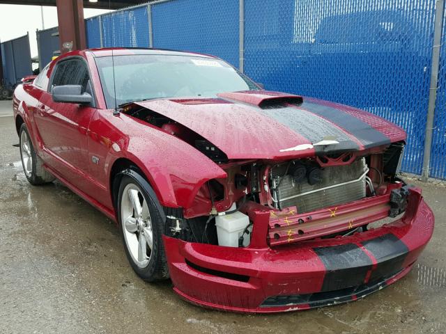 1ZVFT82H875277718 - 2007 FORD MUSTANG GT BURGUNDY photo 1