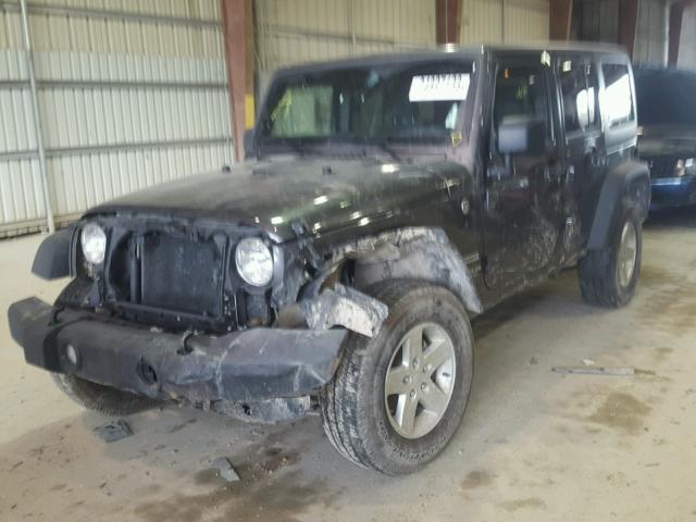 1C4BJWDG1GL349029 - 2016 JEEP WRANGLER U BROWN photo 2