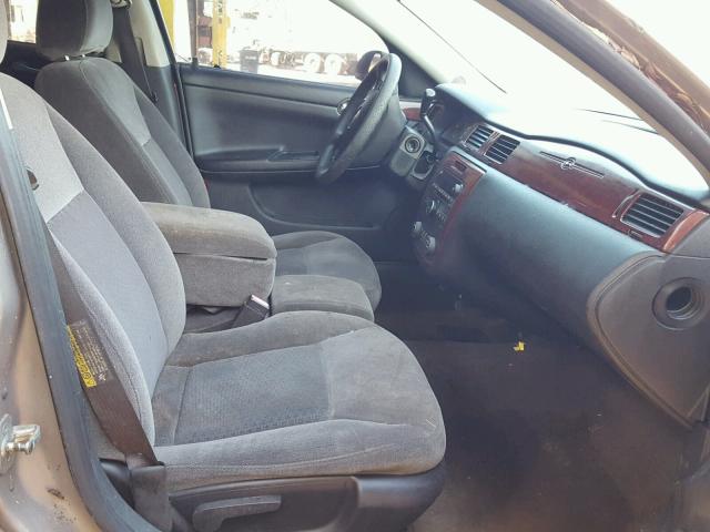 2G1WT55K369401137 - 2006 CHEVROLET IMPALA LT SILVER photo 5