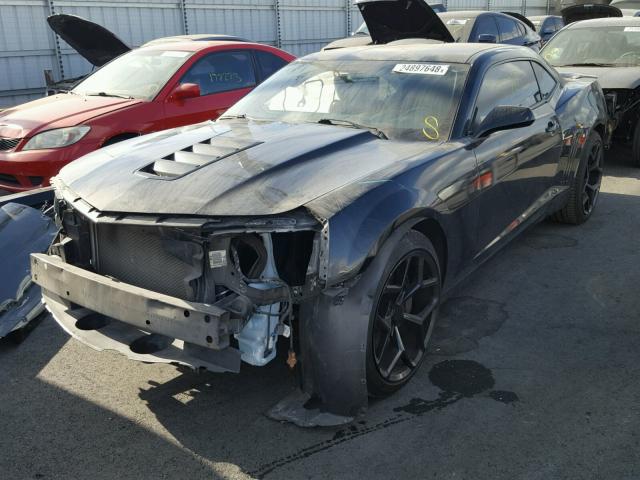 2G1FT1EW5E9270884 - 2014 CHEVROLET CAMARO 2SS GRAY photo 2