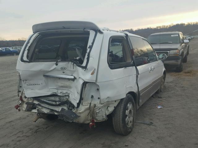 KNDUP131036477018 - 2003 KIA SEDONA EX WHITE photo 4