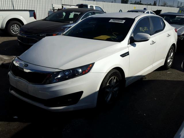 KNAGM4A7XD5379956 - 2013 KIA OPTIMA LX WHITE photo 2