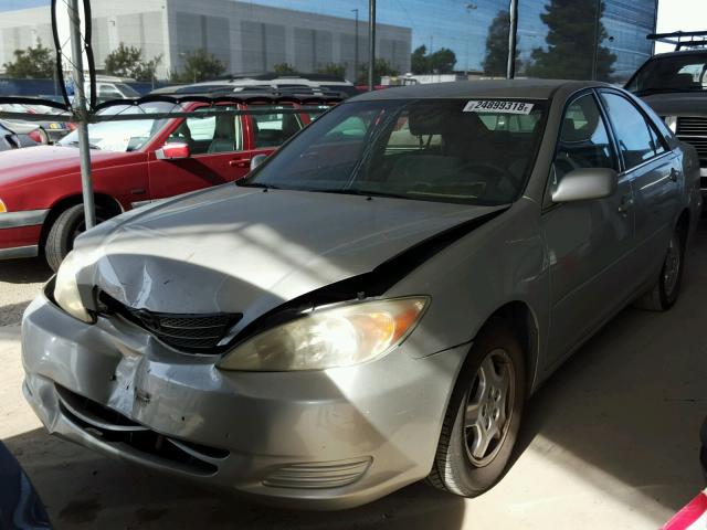 4T1BE32K63U752093 - 2003 TOYOTA CAMRY LE SILVER photo 2