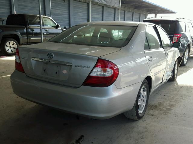 4T1BE32K63U752093 - 2003 TOYOTA CAMRY LE SILVER photo 4