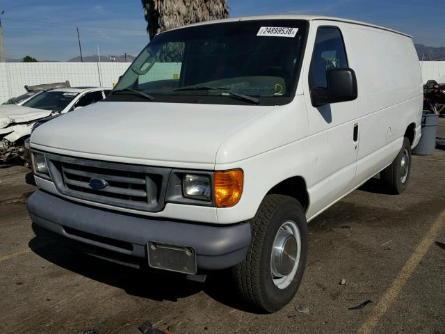 1FTNE24L56HA90909 - 2006 FORD ECONOLINE WHITE photo 2