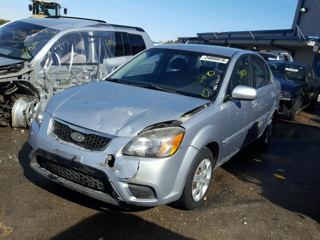 KNADH4A30A6627657 - 2010 KIA RIO LX SILVER photo 2