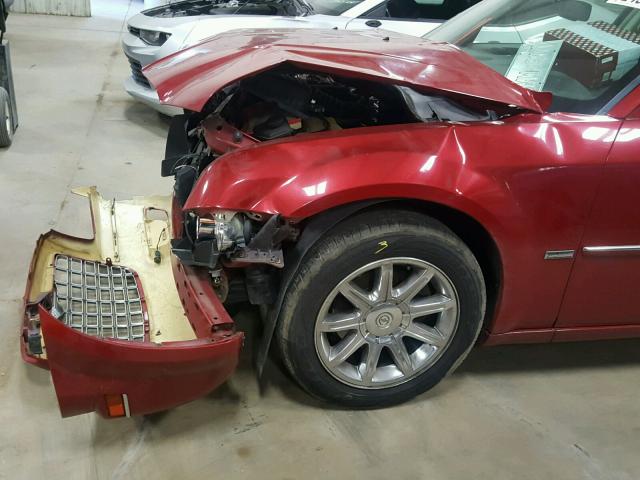 2C3LA53G38H217778 - 2008 CHRYSLER 300 TOURIN RED photo 9