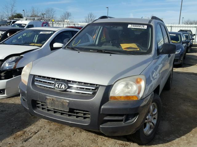 KNDJE723277373421 - 2007 KIA SPORTAGE E SILVER photo 2