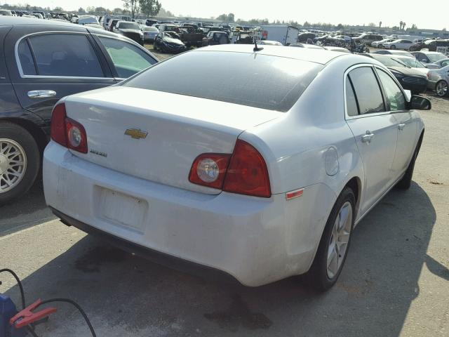 1G1ZB5E15BF236703 - 2011 CHEVROLET MALIBU LS თეთრი ფოტო 4