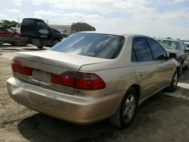 1HGCG1659YA030588 - 2000 HONDA ACCORD EX GOLD photo 4