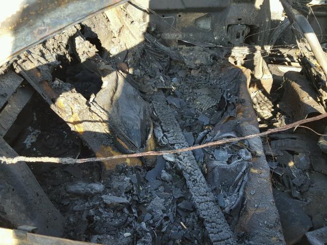 1G2WP12K52F196306 - 2002 PONTIAC GRAND PRIX BURN photo 6