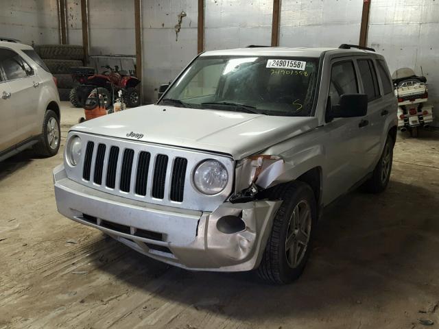 1J8FF28W98D714414 - 2008 JEEP PATRIOT SP SILVER photo 2