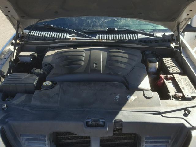 5LMEU88H64ZJ40101 - 2004 LINCOLN AVIATOR 灰色 照片 7