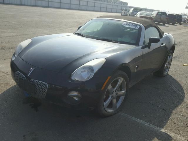 1G2MB35B48Y100742 - 2008 PONTIAC SOLSTICE BLACK photo 2