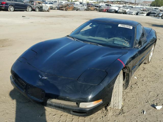 1G1YY22G115113518 - 2001 CHEVROLET CORVETTE BLACK photo 2