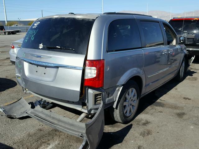 2C4RC1BG9GR229405 - 2016 CHRYSLER TOWN & COU SILVER photo 4