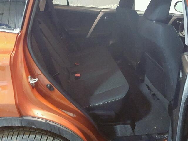 2T3RFREV1FW282801 - 2015 TOYOTA RAV4 XLE ORANGE photo 6