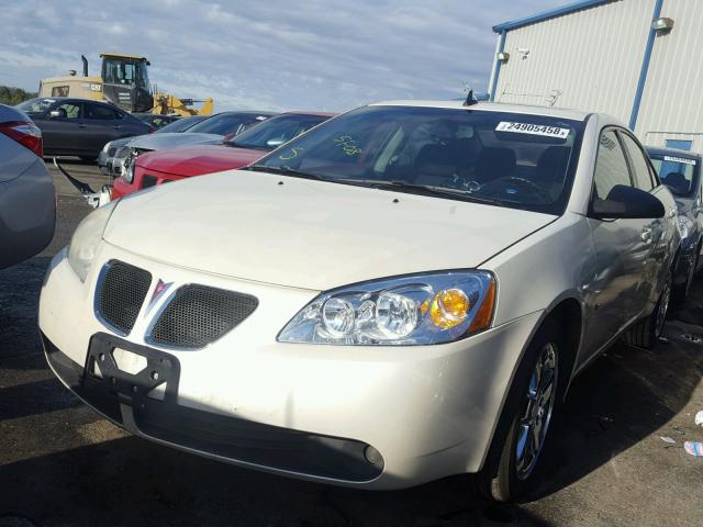 1G2ZH57N284184266 - 2008 PONTIAC G6 GT WHITE photo 2