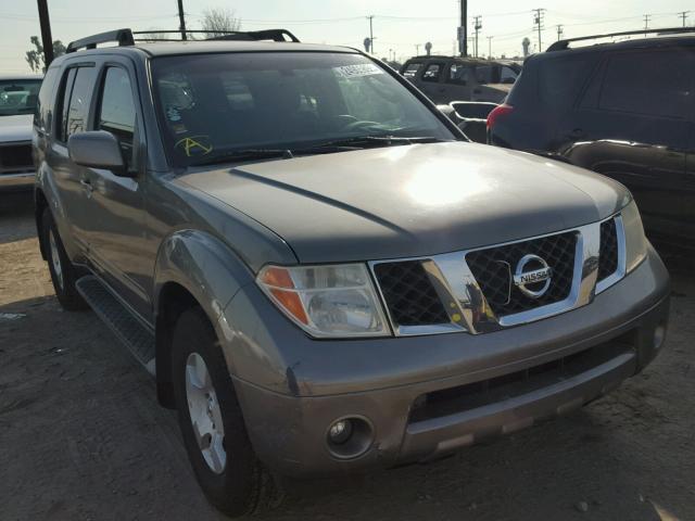 5N1AR18U86C635641 - 2006 NISSAN PATHFINDER GOLD photo 1