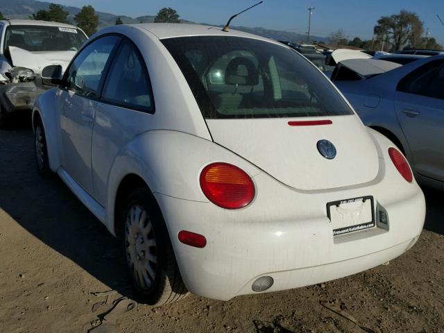 3VWCC21C1YM426617 - 2000 VOLKSWAGEN NEW BEETLE WHITE photo 3