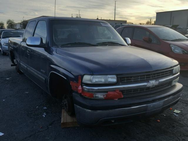 2GCEC19T821168346 - 2002 CHEVROLET SILVERADO BLUE photo 1