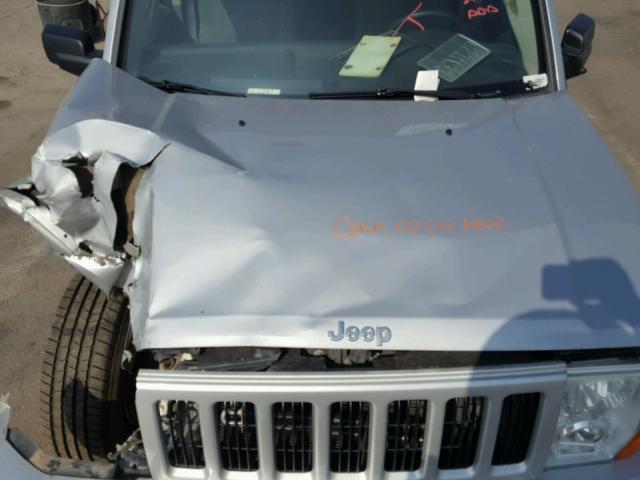 1J8HH48K66C203273 - 2006 JEEP COMMANDER ვერცხლისფერი ფოტო 7