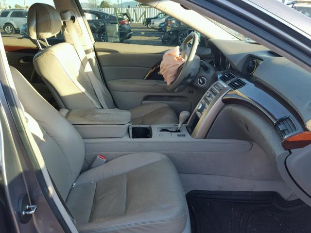 JH4KB16537C002506 - 2007 ACURA RL GRAY photo 5