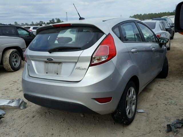 3FADP4EJ8EM107703 - 2014 FORD FIESTA SE SILVER photo 4