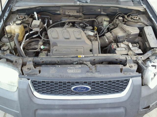 1FMYU03164KA64769 - 2004 FORD ESCAPE XLT BLUE photo 7